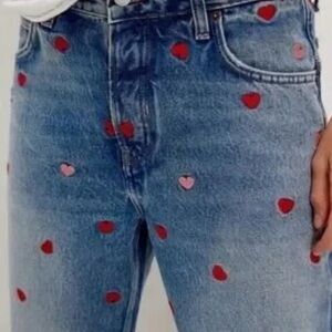 We The Free Deep Trance Be Mine Embroidered Heart Boyfriend Jeans 29 NWT